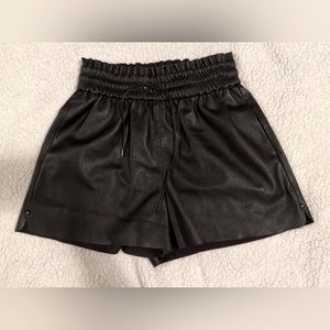 ZARA High-Waisted faux leather shorts in Black